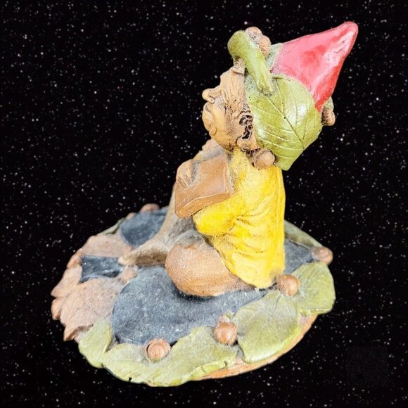 Tom Clark Gnome Figurine 1975 Vintage Studios Davidson NC Pixie W Book Figure - Picture 3 of 9